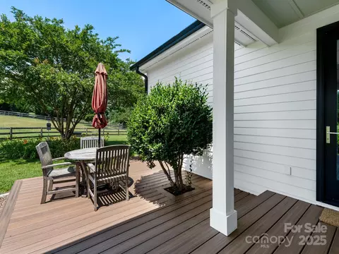 Exterior - 724 Moore Rd, Tryon, NC 28782 photo 4 of 6