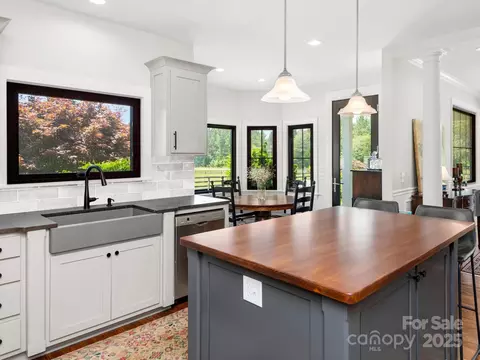 Kitchen - 724 Moore Rd, Tryon, NC 28782 photo 4 of 4