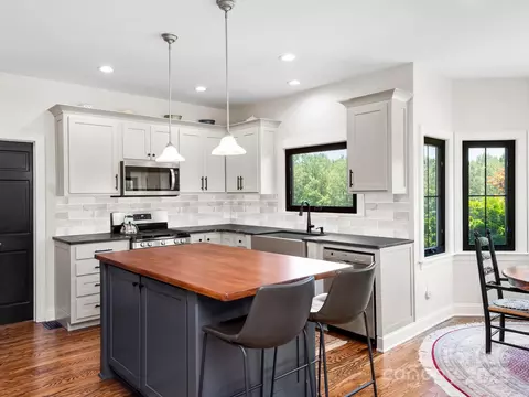 Kitchen - 724 Moore Rd, Tryon, NC 28782 photo 3 of 4