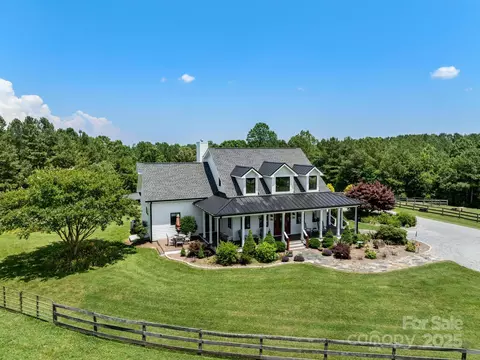 Exterior - 724 Moore Rd, Tryon, NC 28782 photo 2 of 6