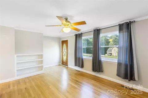 Living - 735 Edmiston Rd, Mount Ulla, NC 28125 photo 3 of 3