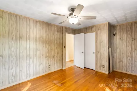 Bedroom - 735 Edmiston Rd, Mount Ulla, NC 28125 photo 4 of 6