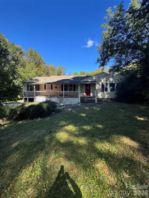 1934 Linwood Rd, Gastonia, NC 28052