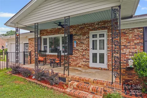 Exterior - 409 Stokes Ave, Clover, SC 29710 photo 1 of 2