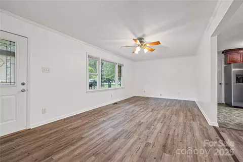 Living - 409 Stokes Ave, Clover, SC 29710 photo 1 of 1