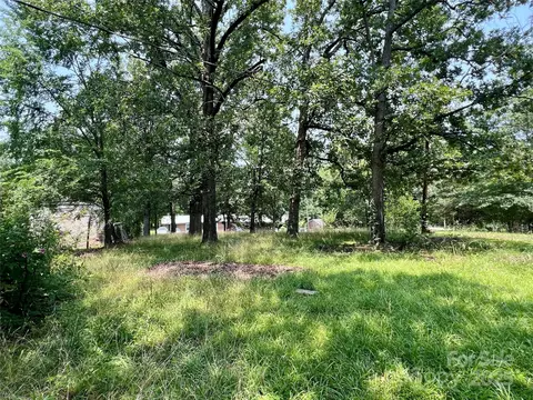 3 Hines St, Lancaster, SC 29720 photo 5