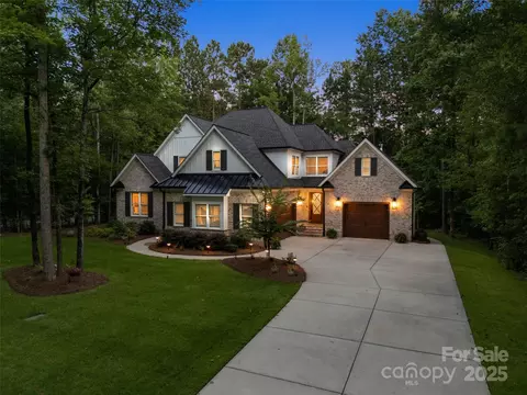 1381 Ridgewood Dr, Rock Hill, SC 29732