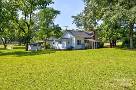 Exterior - 4070 Timrod Rd, Bethune, SC 29009 photo 2 of 8