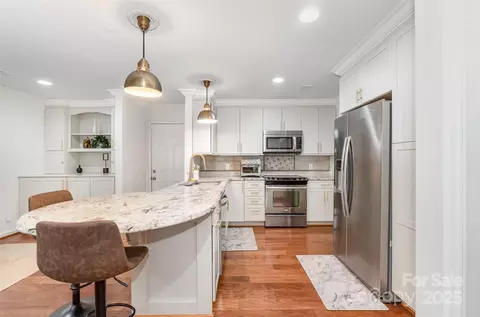 Kitchen - 3106 Windstream Ct, Charlotte, NC 28210 photo 5 of 5
