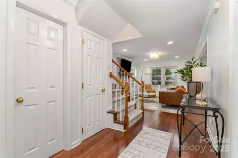 Entry Way - 3106 Windstream Ct, Charlotte, NC 28210 photo 1 of 3