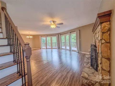 Living - 154 Cedar Rd, Hickory, NC 28601 photo 5 of 6