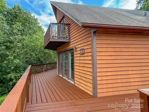 Exterior - 154 Cedar Rd, Hickory, NC 28601 photo 2 of 6