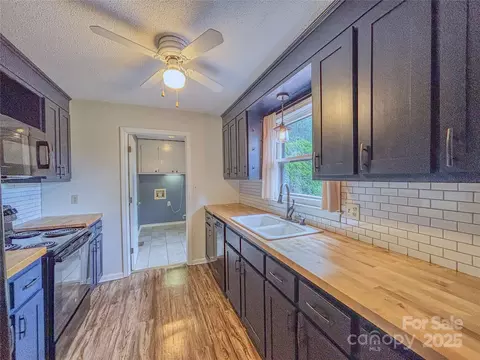 Kitchen - 154 Cedar Rd, Hickory, NC 28601 photo 1 of 4