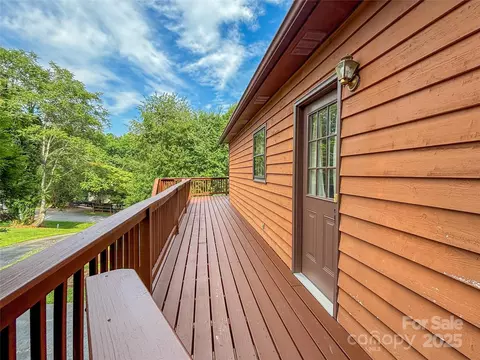 Exterior - 154 Cedar Rd, Hickory, NC 28601 photo 6 of 6