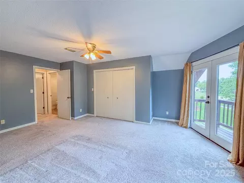 Bedroom - 154 Cedar Rd, Hickory, NC 28601 photo 4 of 7
