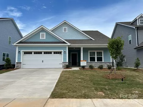 5234 Piedmont Run Rd, Mount Holly, NC 28120