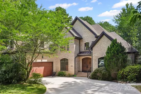 4550 Osprey Run Ct, Denver, NC 28037