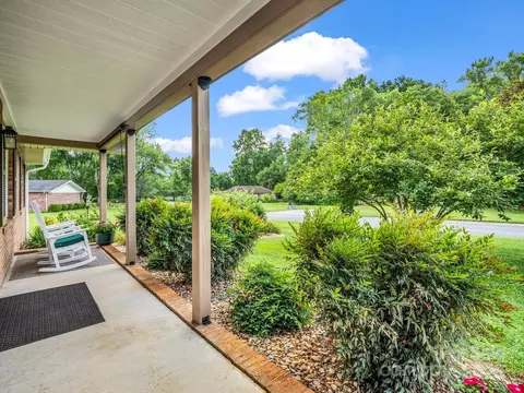 Exterior - 313 Resada Dr, Brevard, NC 28712 photo 9 of 10