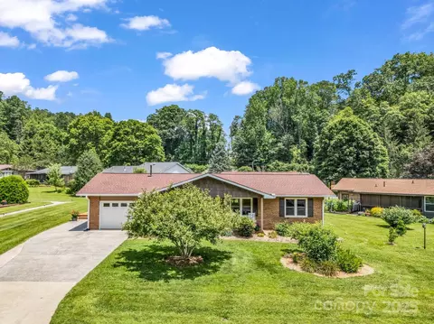View/Area - 313 Resada Dr, Brevard, NC 28712 photo 5 of 8