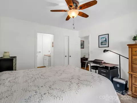 Bedroom - 313 Resada Dr, Brevard, NC 28712 photo 6 of 6