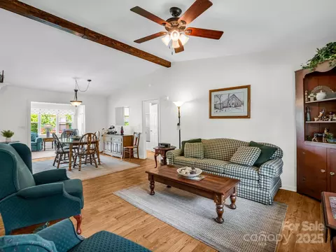 Living - 313 Resada Dr, Brevard, NC 28712 photo 5 of 7