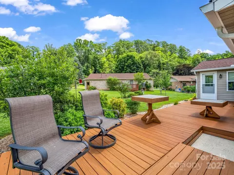 Exterior - 313 Resada Dr, Brevard, NC 28712 photo 8 of 10