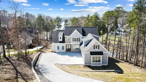 154 Fox Hunt Dr, Mooresville, NC 28117