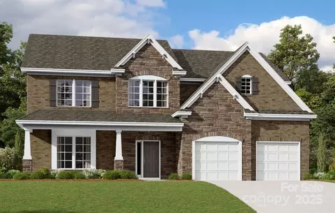 10117 Whitaker Pointe Dr, Huntersville, NC 28078