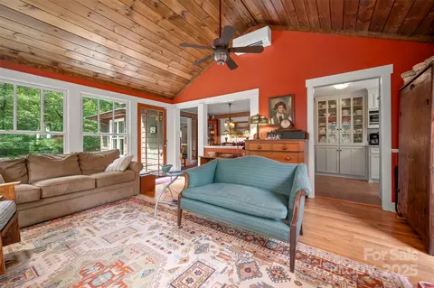 85 Red Bird Rd, Tryon, NC 28782 photo 6