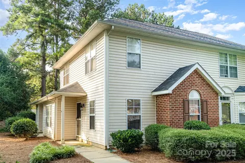 3630 Melrose Cottage Dr, Matthews, NC 28105
