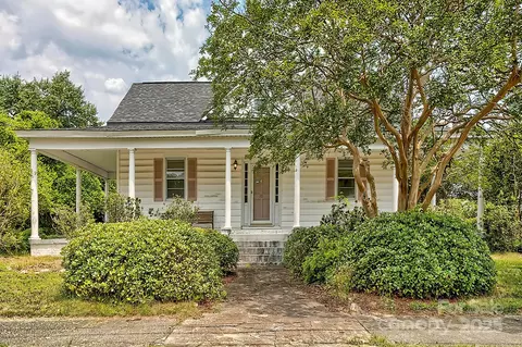 315 E Marion St, Kershaw, SC 29067