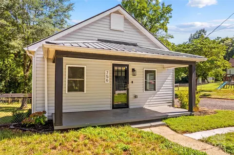 756 6th Sw Ave SW, Hickory, NC 28602