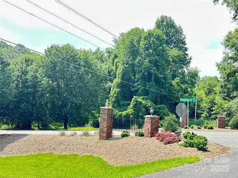 00 Plantation 40 41 Dr #40 & 41, Marion, NC 28752