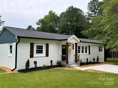 911 S Spencer Ave, Spencer, NC 28159