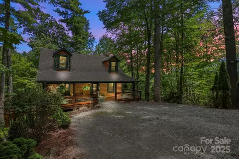 228 Woodby Ridge Rd, Vilas, NC 28692