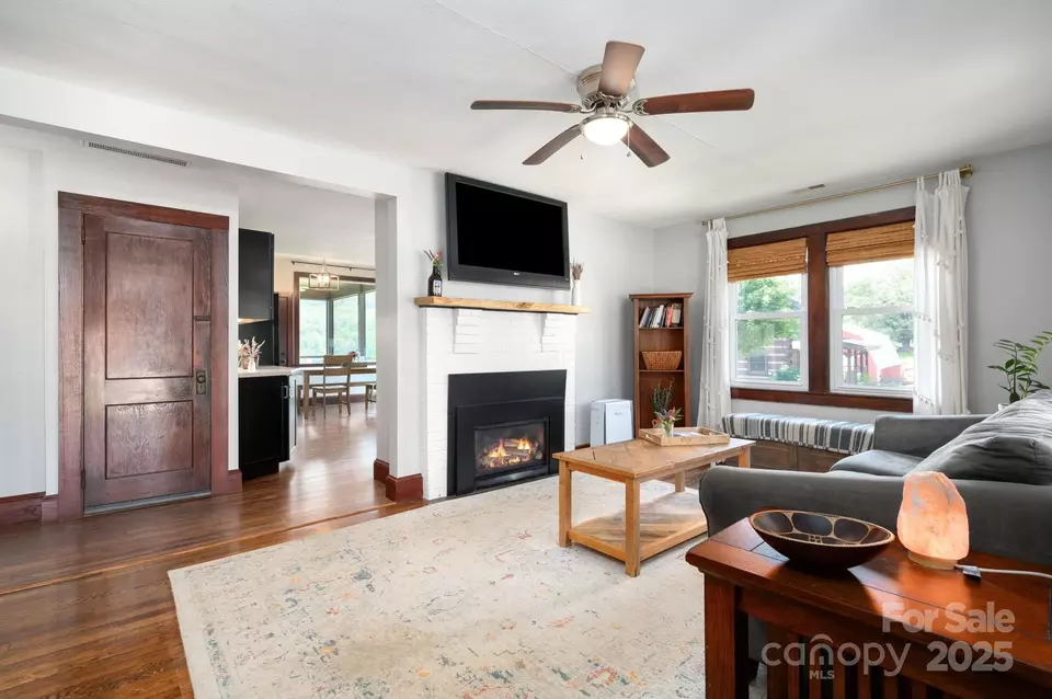 Living - 358 Onteora Blvd, Asheville, NC 28803 photo 1 of 8