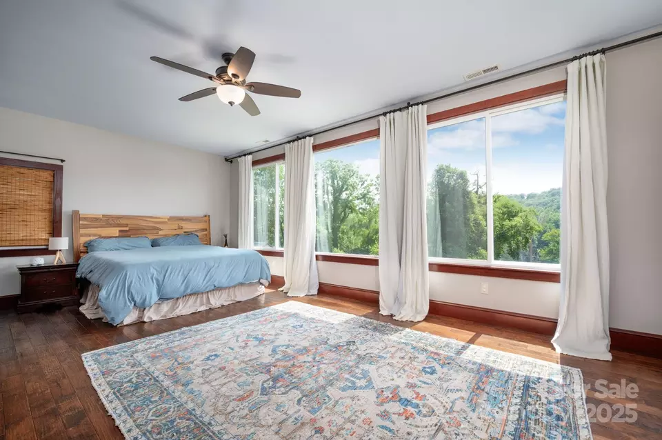 Bedroom - 358 Onteora Blvd, Asheville, NC 28803 photo 1 of 2