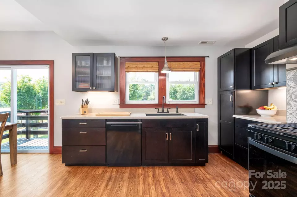 Kitchen - 358 Onteora Blvd, Asheville, NC 28803 photo 2 of 4