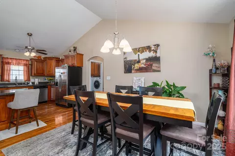 Dining - 515 E Carpenter St, Maiden, NC 28650 photo 2 of 2