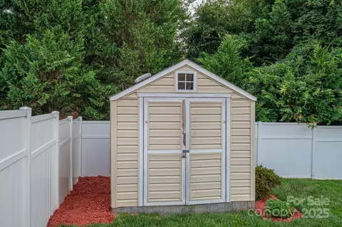 Other - 515 E Carpenter St, Maiden, NC 28650 photo 9 of 10