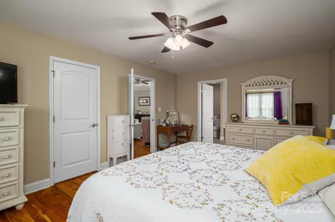 Bedroom - 515 E Carpenter St, Maiden, NC 28650 photo 2 of 6