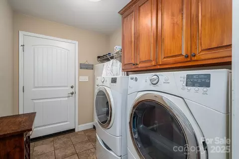 Other - 515 E Carpenter St, Maiden, NC 28650 photo 5 of 10