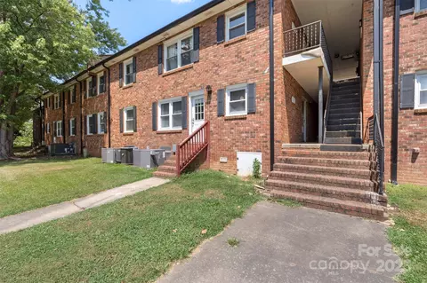718 E Maple F Ave #F, Gastonia, NC 28054