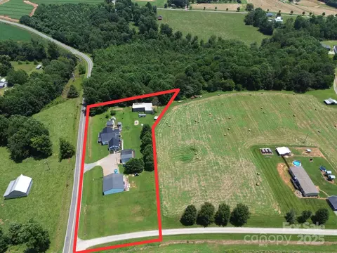 2649 Sprouse Rd, Boonville, NC 27011