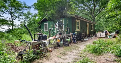 83 Lemon Tree Dr, Sylva, NC 28779