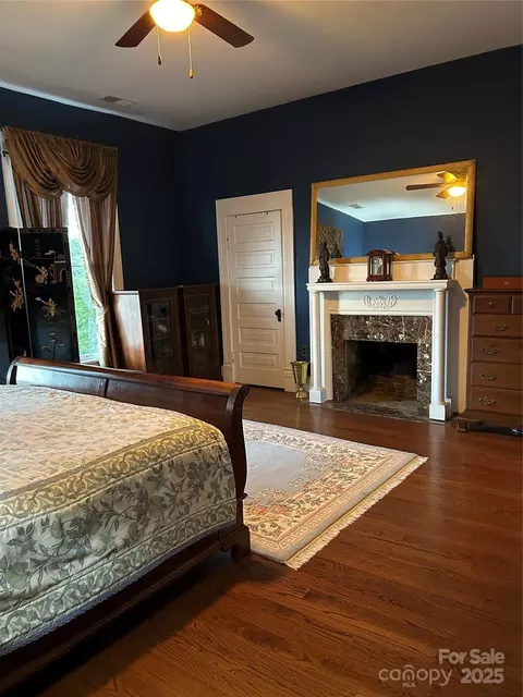 Bedroom - 301 Windsor E St E, Monroe, NC 28112 photo 4 of 6