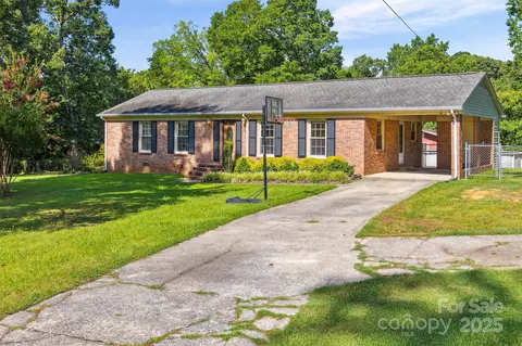 1623 E Lakewood Dr, Rock Hill, SC 29732