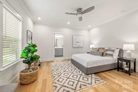 Bedroom - 5305 Tarrywood Ln, Charlotte, NC 28205 photo 1 of 3