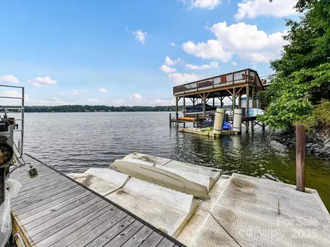 2061 Marquesas Ave, Tega Cay, SC 29708 photo 38