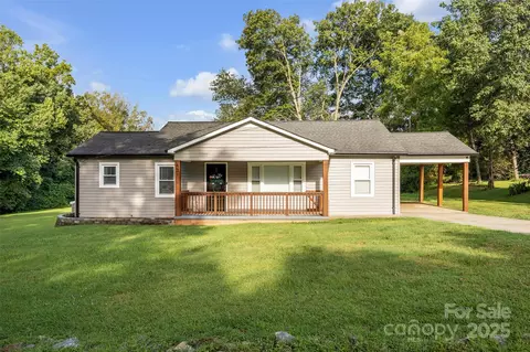 431 School Dr, Taylorsville, NC 28681